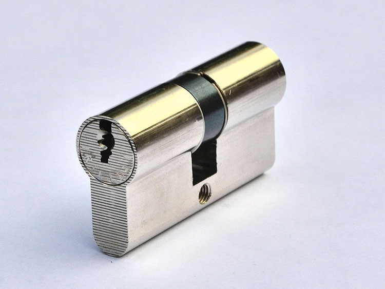 Reporgrammeable lock